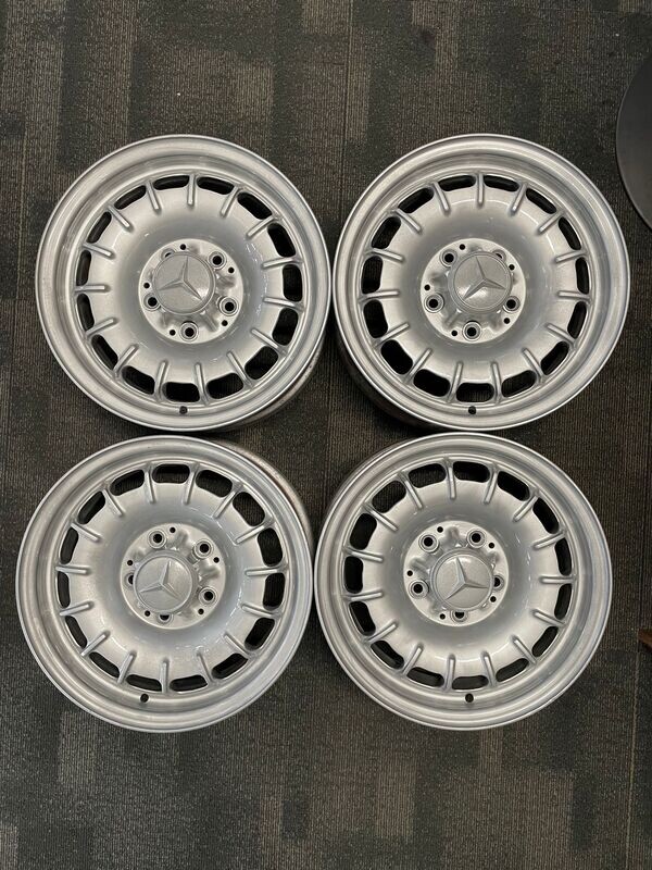*RECONDITIONED* 14" SET 4 MERCEDES BENZ BUNDT SILVER PCD: 5/112 ET32P