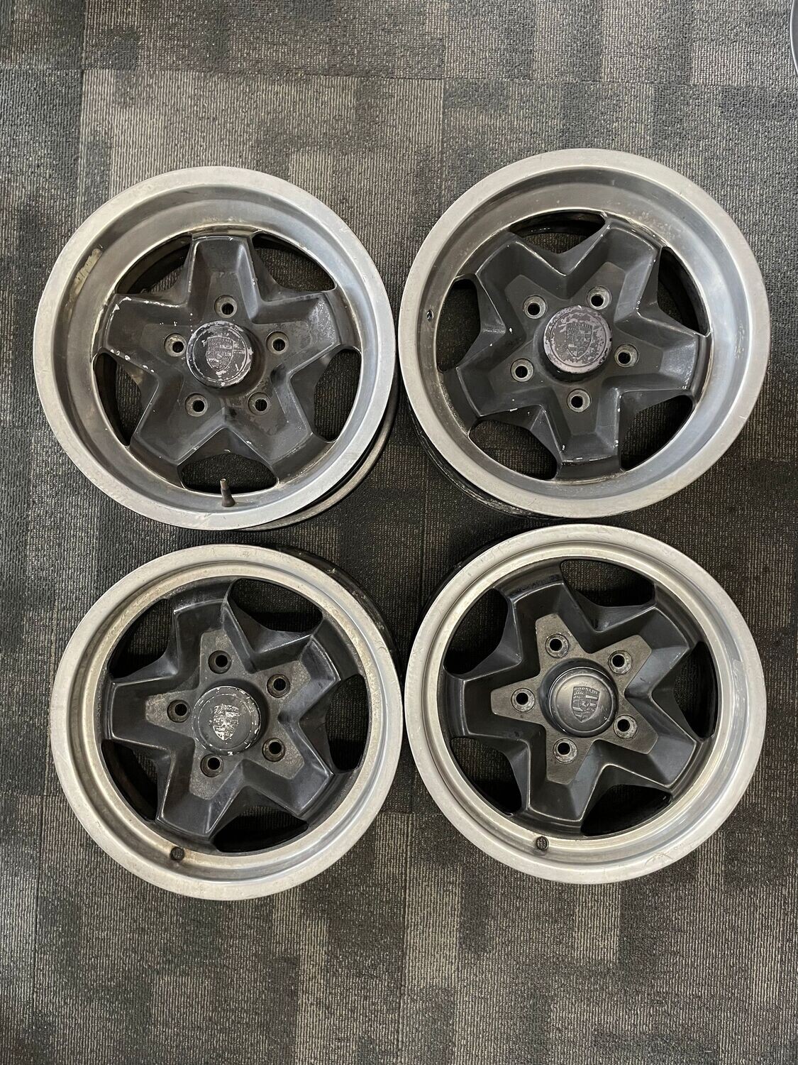 *USED* STAGGERED 15" SET 4 PORSCHE 944 BLACK / SILVER PCD: 5/130