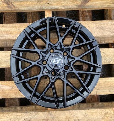 HYUNDAI *BRAND NEW* - SET OF MOBIS 15x6 - GLOSS BLACK WHEELS PCD: 5/114.3