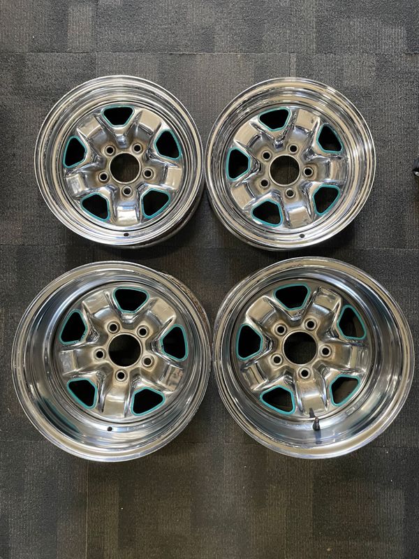 *USED* 14" SET 4 VALIANT SPORT CHROME 14x9.5 / 14x4 PCD: 5/114.3