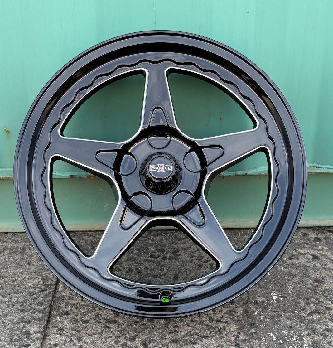 CTM MUSCLE DRAGSTAR 2.0 GLOSS BLACK/MILLED INNER EDGE Size:17x5J FRONT RUNNERS ***CUSTOM FITMENT*** ET: 0