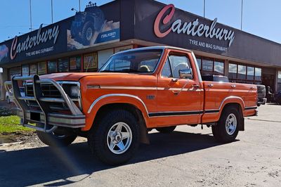 FORD F100 & BRONCO