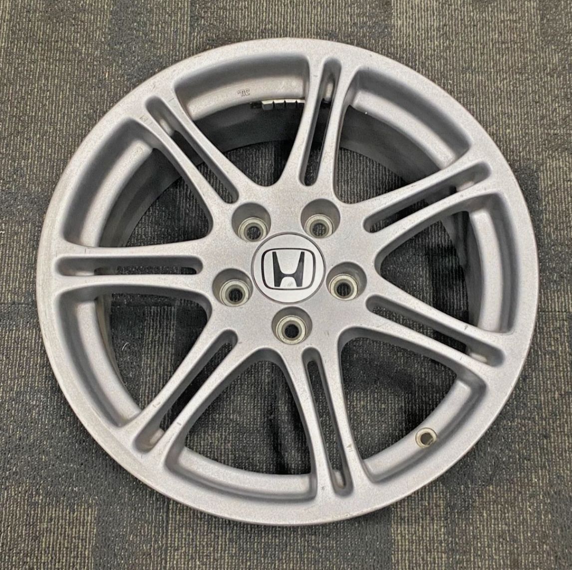 SINGLE GENUINE HONDA CIVIC ENKEI OEM 7 SPOKE WHEEL 17X7 SINGLE GENUINE HONDA CIVIC ENKEI OEM 7 SPOKE WHEEL 17X7" PCD: 5X114.3 ET: 45P
