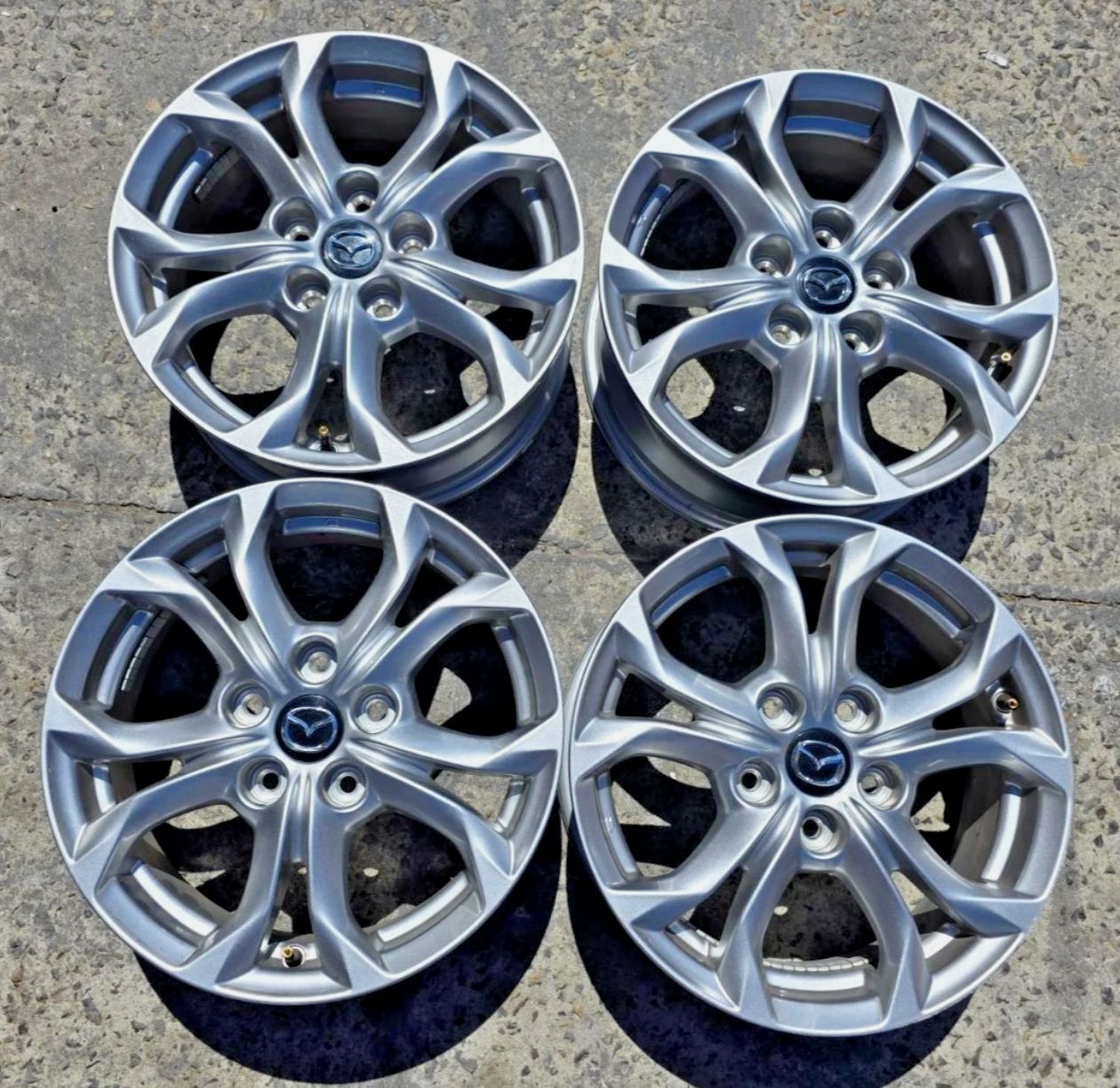 *USED* SET 4 MAZDA CX-3 FACTORY 16x6.5" SILVER WHEELS PCD: 5/114.3 ET:50P