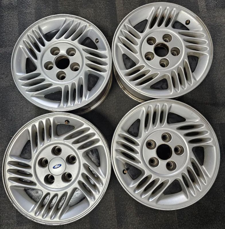 *USED* SET OF 4 FORD AU-BF GENUINE OEM WHEELS 15x6.5" PCD: 5x114.3 ET: 38P