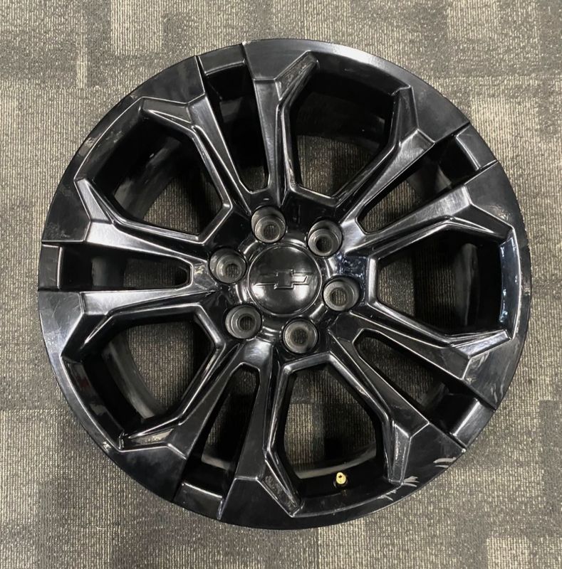 *USED* 20X9 *USED* 20X9" CHEVROLET SILVERADO 1500 BLACK WHEELS SET OF 4 PCD: 6X139.7