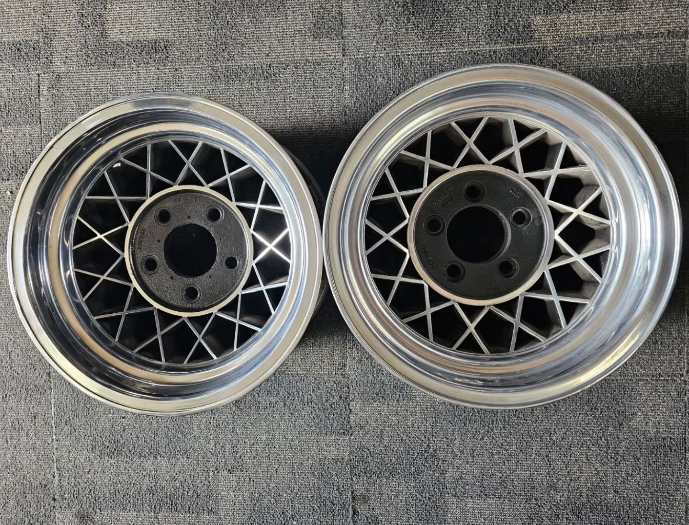 *USED* PAIR OF HOTWIRE WHEELS 14x8 *USED* PAIR OF HOTWIRE WHEELS 14x8" PCD: 5x114.3 ET: 18N FORD VALIANT