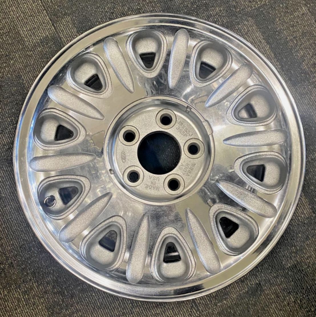 *AS NEW* SINGLE FORD CHROME ALLOY TO FIT AU - 16x6.5" 5x114.3 ET: 36.5P