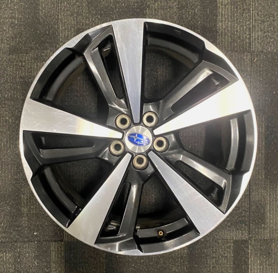 *USED* 18X7.5 *USED* 18X7.5" GENUINE SUBARU IMPREZA OEM SINGLE WHEEL PCD: 5X100 OFFSET: 55P