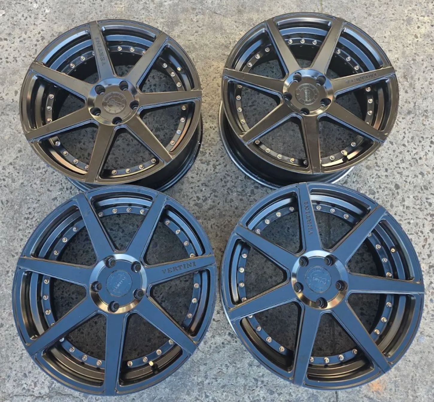 *USED* TRADE INS - 19x8.5" VERTINI DYNASTY WHEELS SET OF 4  FIT HOLDEN COMMODORE (PRE VE) PCD: 5/120 ET:39P