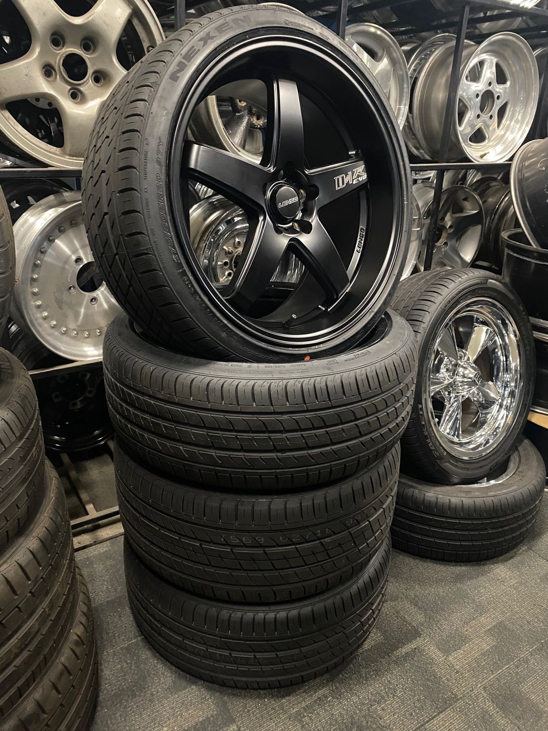 *AS NEW* LENSO D1R EVO STAGGERED SET 20x8.5 *AS NEW* LENSO D1R EVO STAGGERED SET 20x8.5" & 20x10" WHEELS & NEXEN TYRES - FORD FALCON FG SERIES