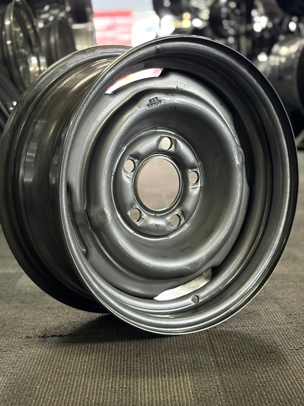 ROH RETRO STEEL RAW Size:14X6 PCD:5/114.3 ET:12P ROH RETRO STEEL RAW Size:14X6 PCD:5/114.3 ET:12P