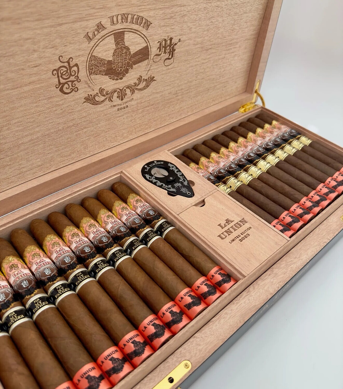 La Union Humidor by Tatuaje and My Father Cigars (Black)