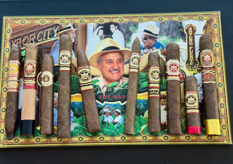 Arturo Fuente Don Carlos The Man 10 Cigar Sampler