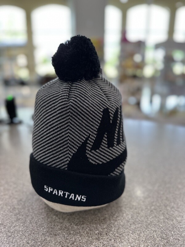 Nike Cuffed Pom Beanie- 21 NKBEANIE