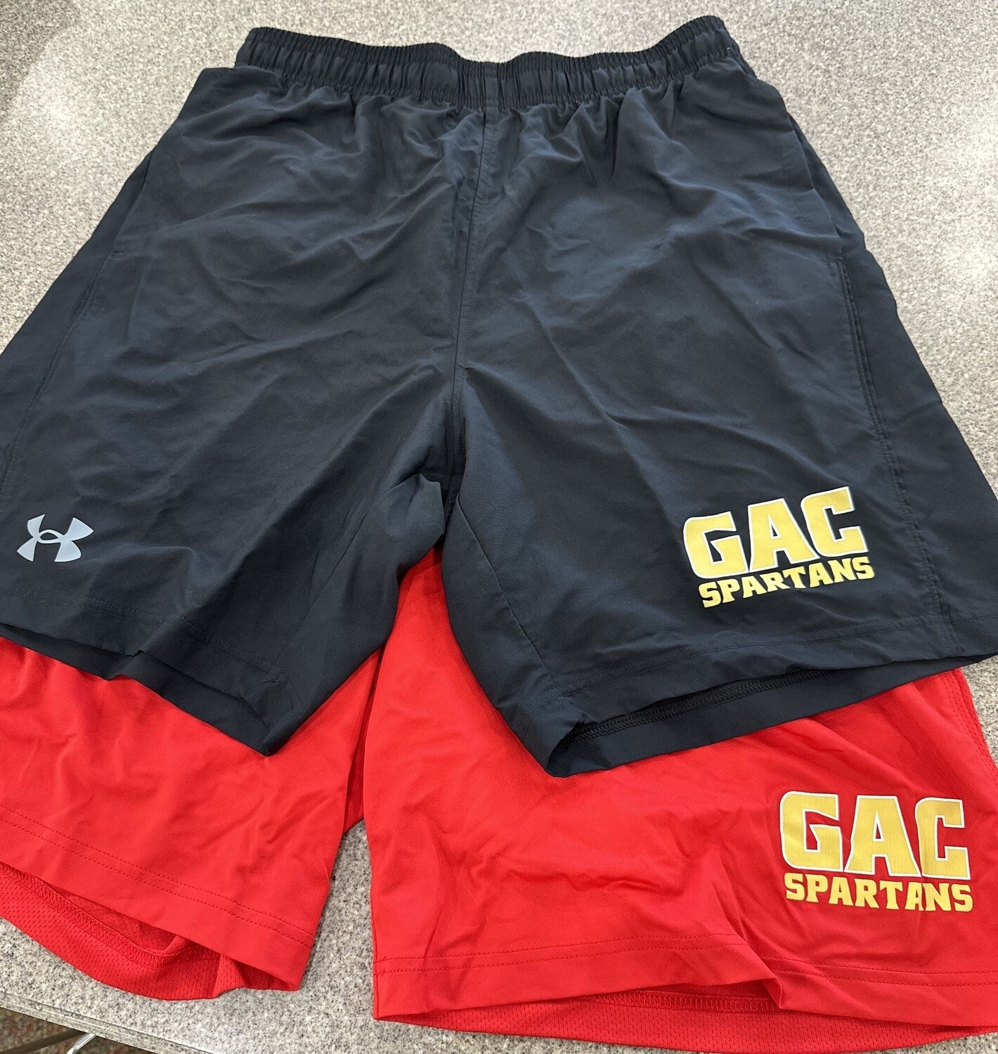 Under Armour Men&#39;s Raid Short