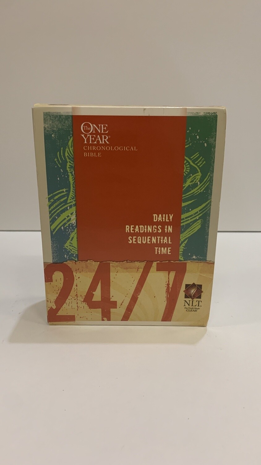 The One Year Chronological Bible 9781414314112