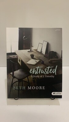 Entrusted - a study of 2 Timothy 9781430055006