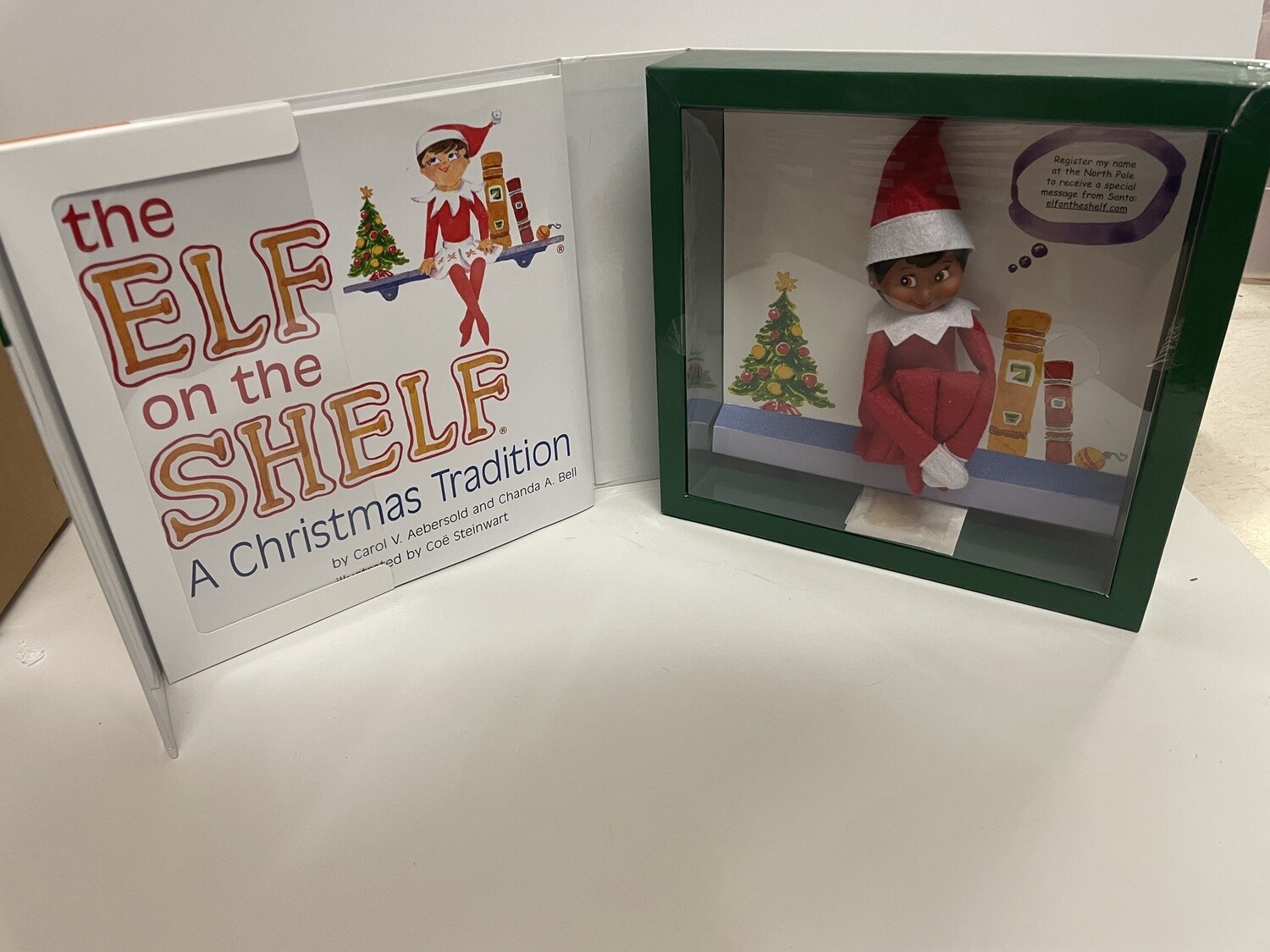 Elf on the Shelf - girl with brown eyes