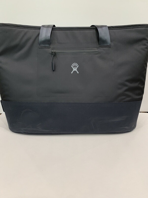 Hydro Flask Insulated Tote 35 Liter
