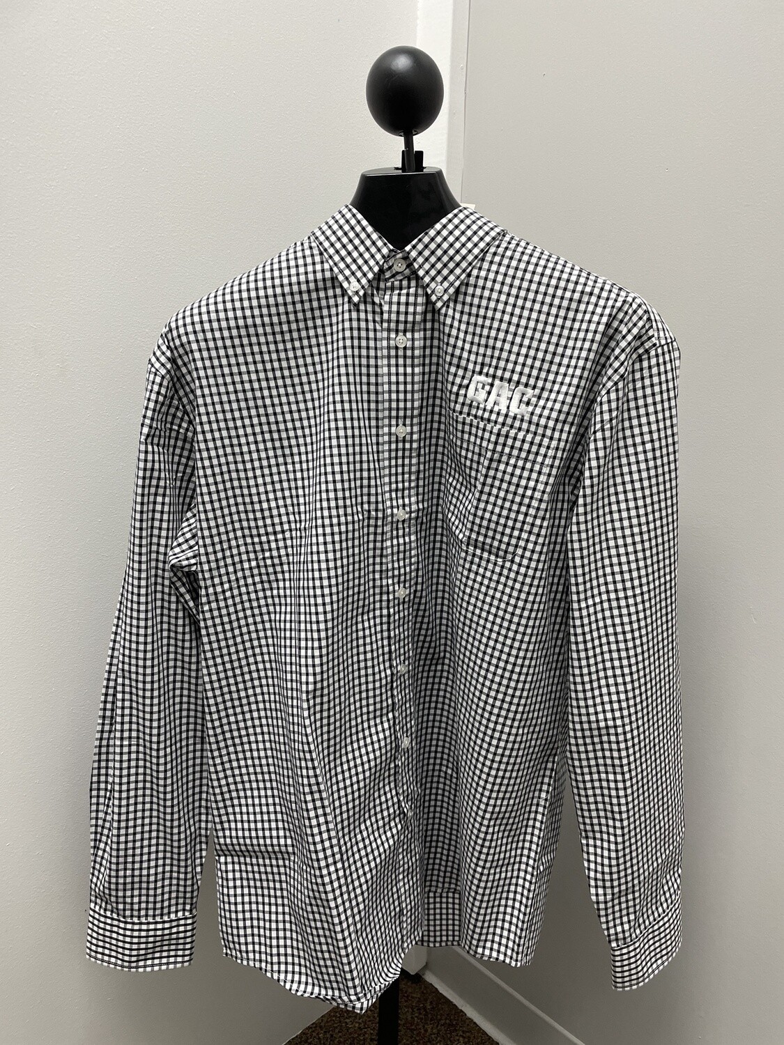 GAC Black/White Button Down