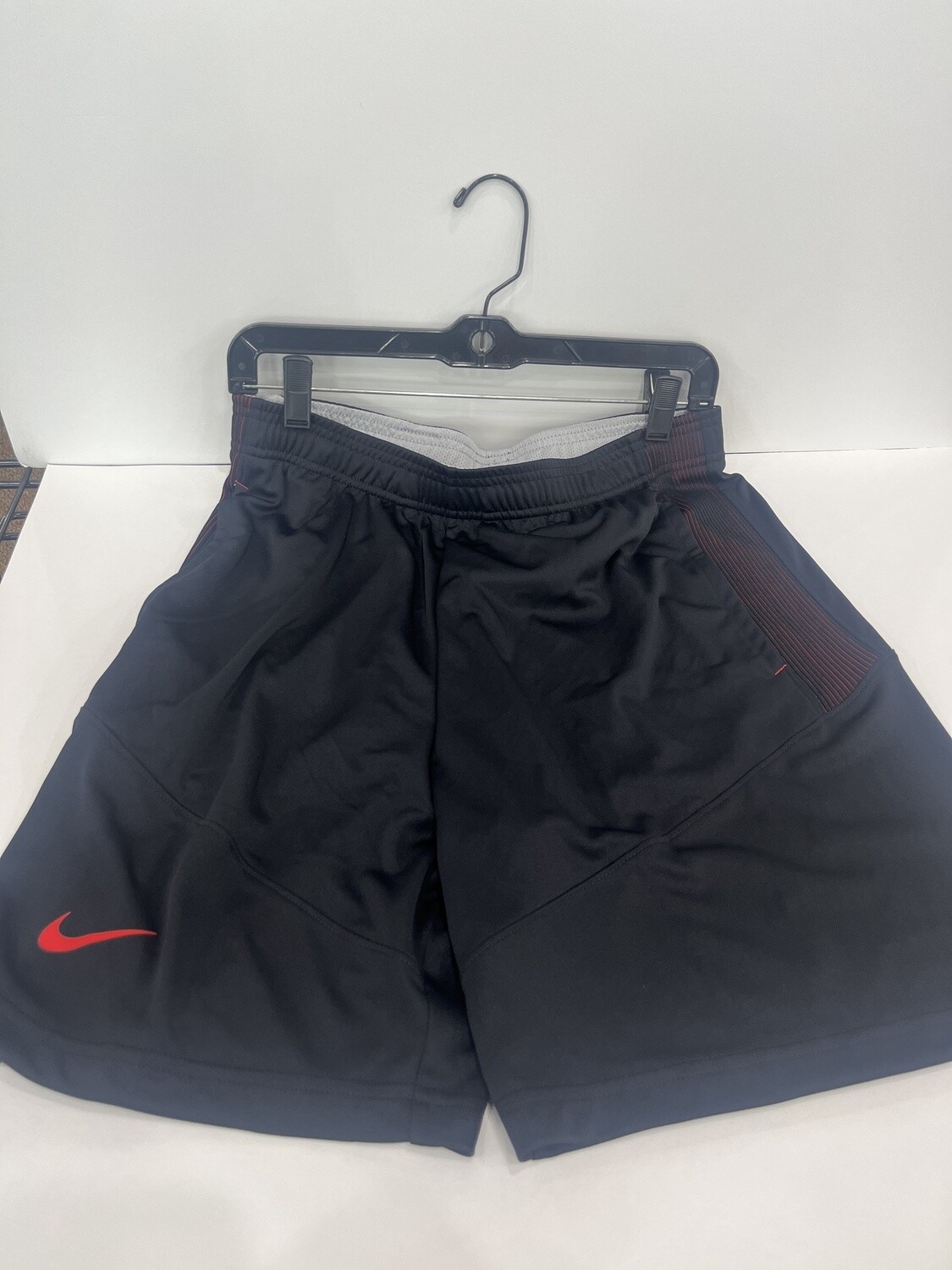 Nike Men&#39;s Dry Knit Shorts, Size: Small