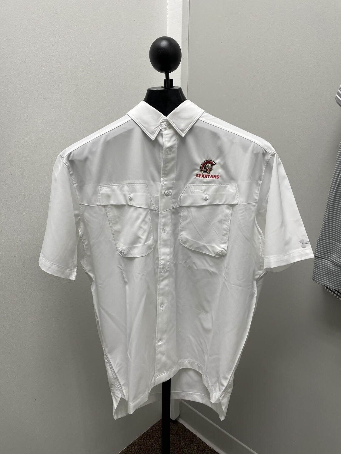 White Short Sleeve Button up, Size: MEDIUM