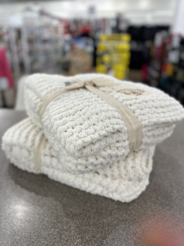 Cable Knit Throw 24LBCKT