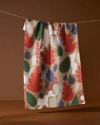 Cut Paper Leaves Mocha Tea Tpwel