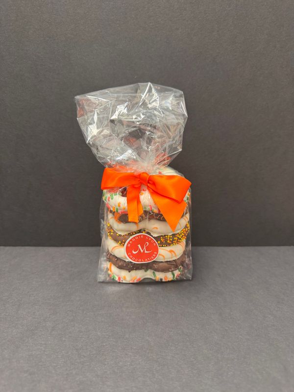 Seasonal Choc Covered Pretzels, 7 count