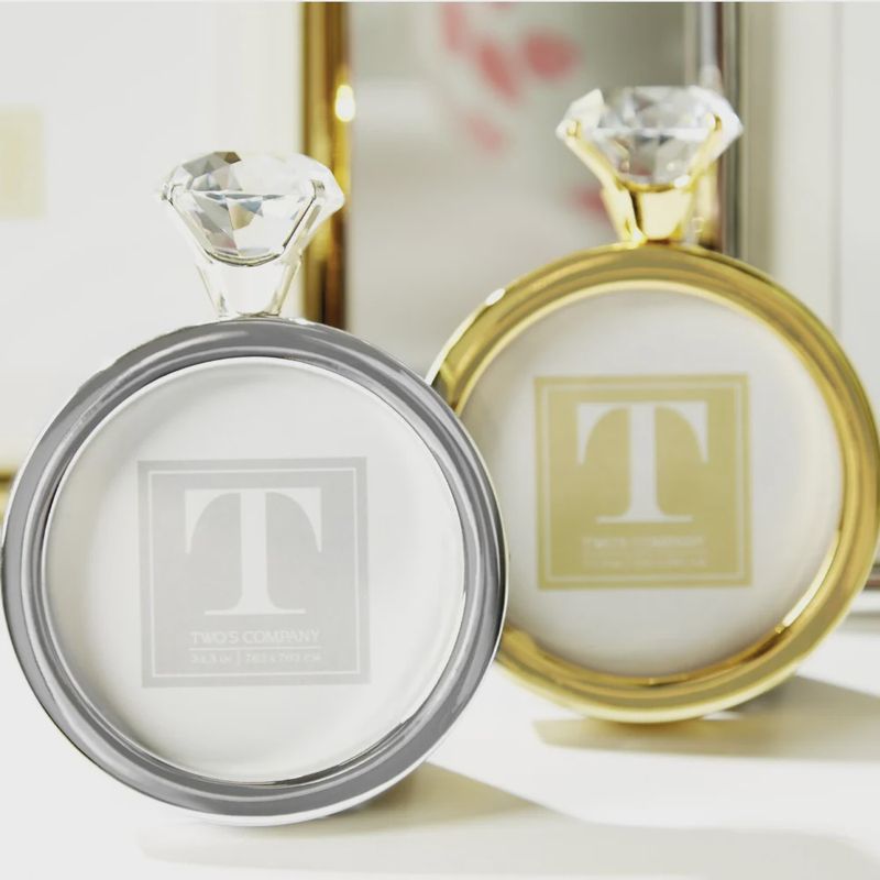 Diamond Ring Frame