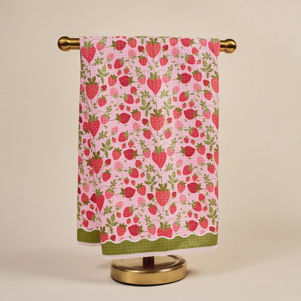 Tea Towel, Design: Farm Fresh Strawberry