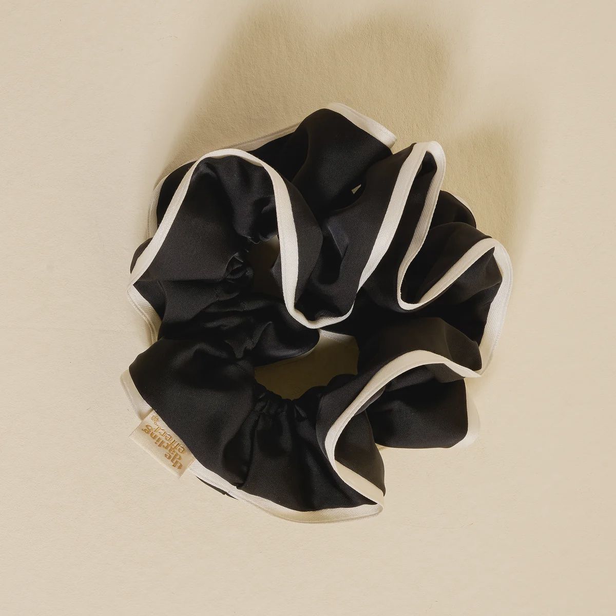Ruffle Up Scrunchie, Design: Black