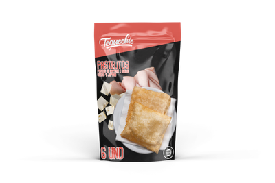 Pastelito hojaldrado relleno de queso y jamón