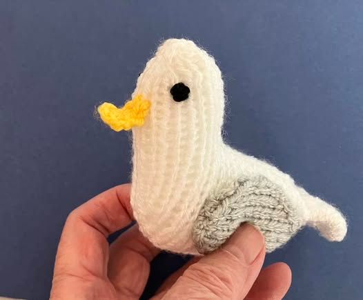 JEN's KNITS - SAMMY SEAGULL