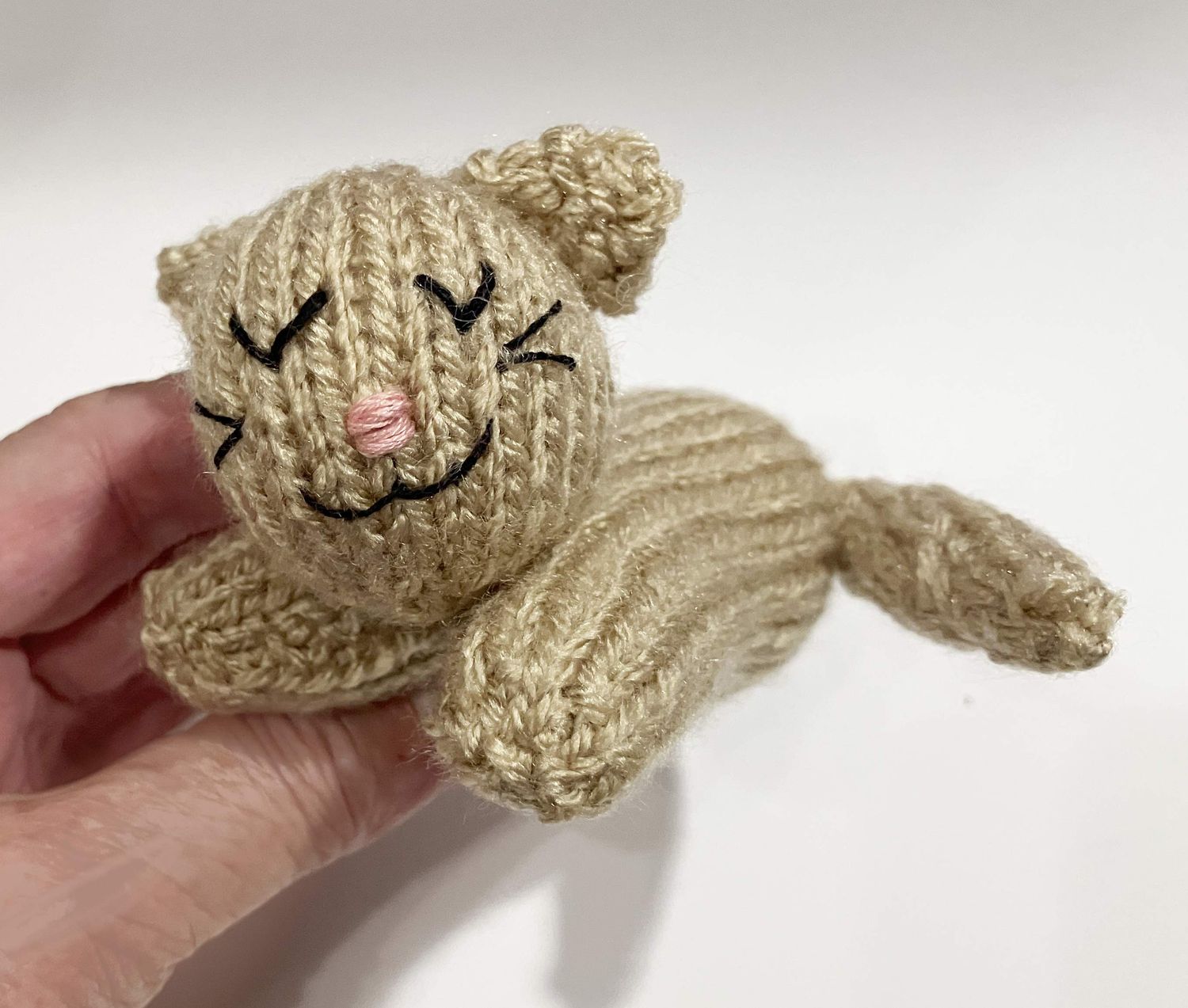 Jen's KNITS-TINY TIM  Kitten