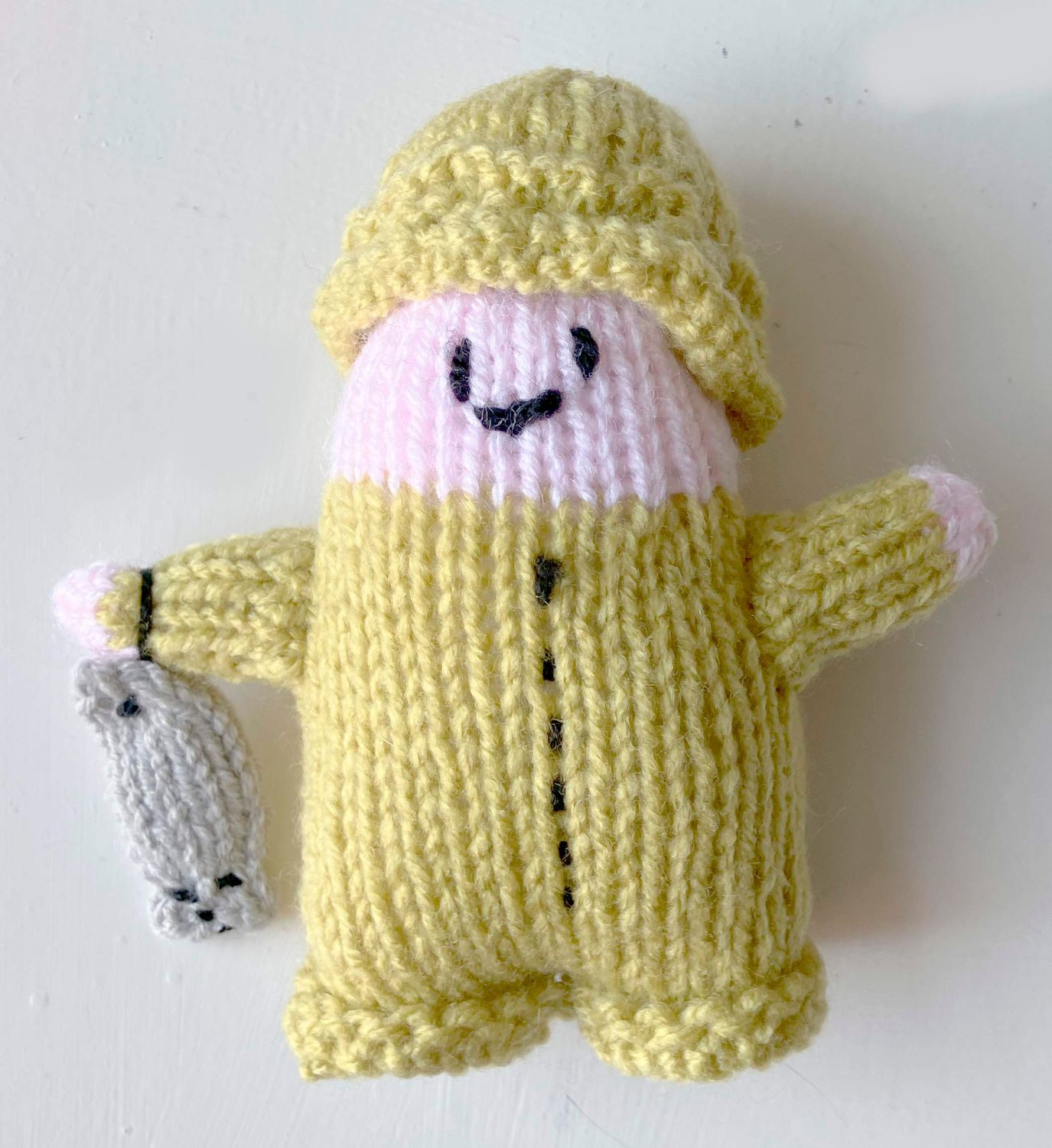 JEN's KNITS - The LAD'S GONE FISHING