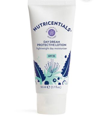 DAY DREAM MOISTURIZER SPF 35