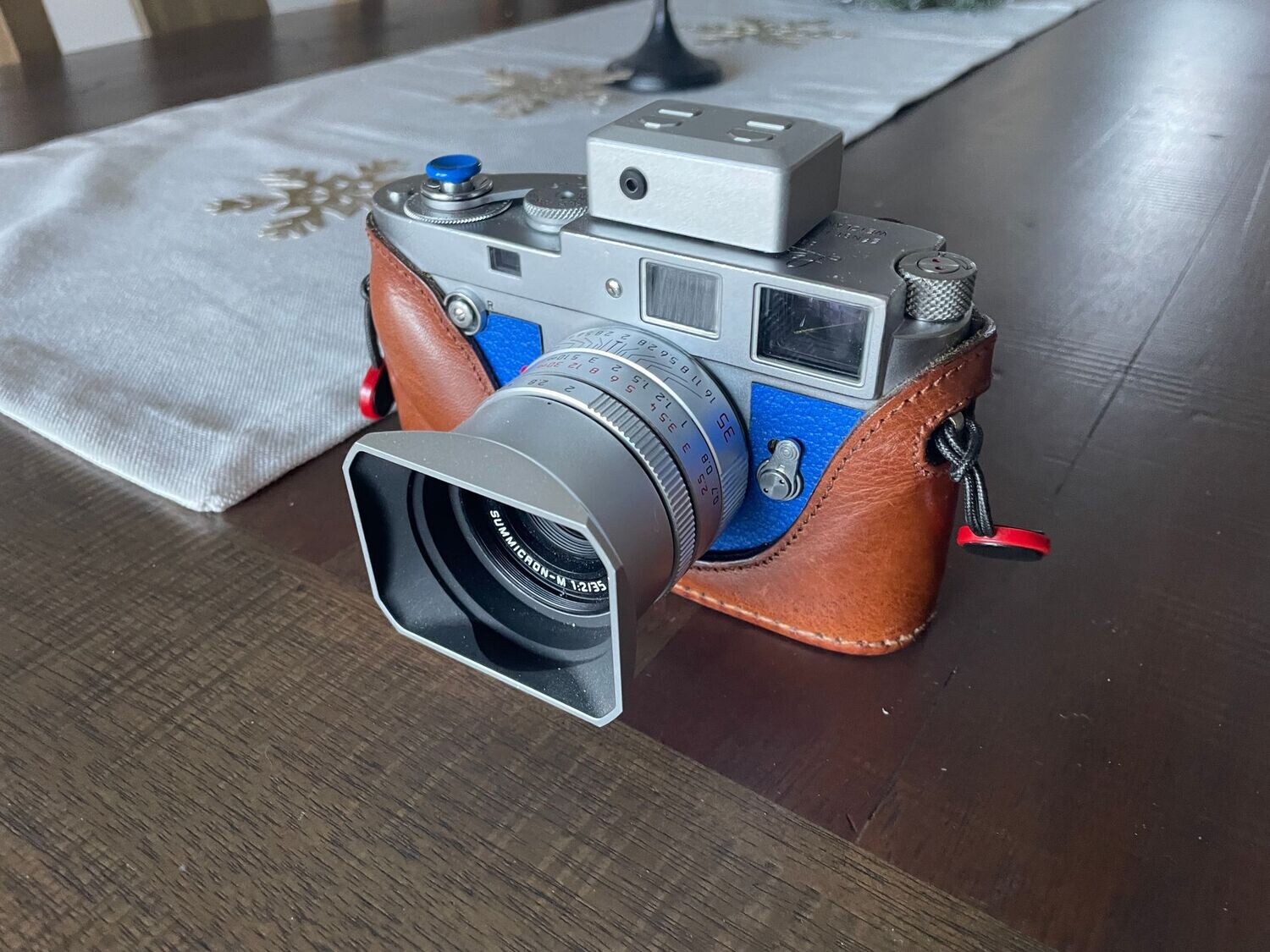 Leica M2
