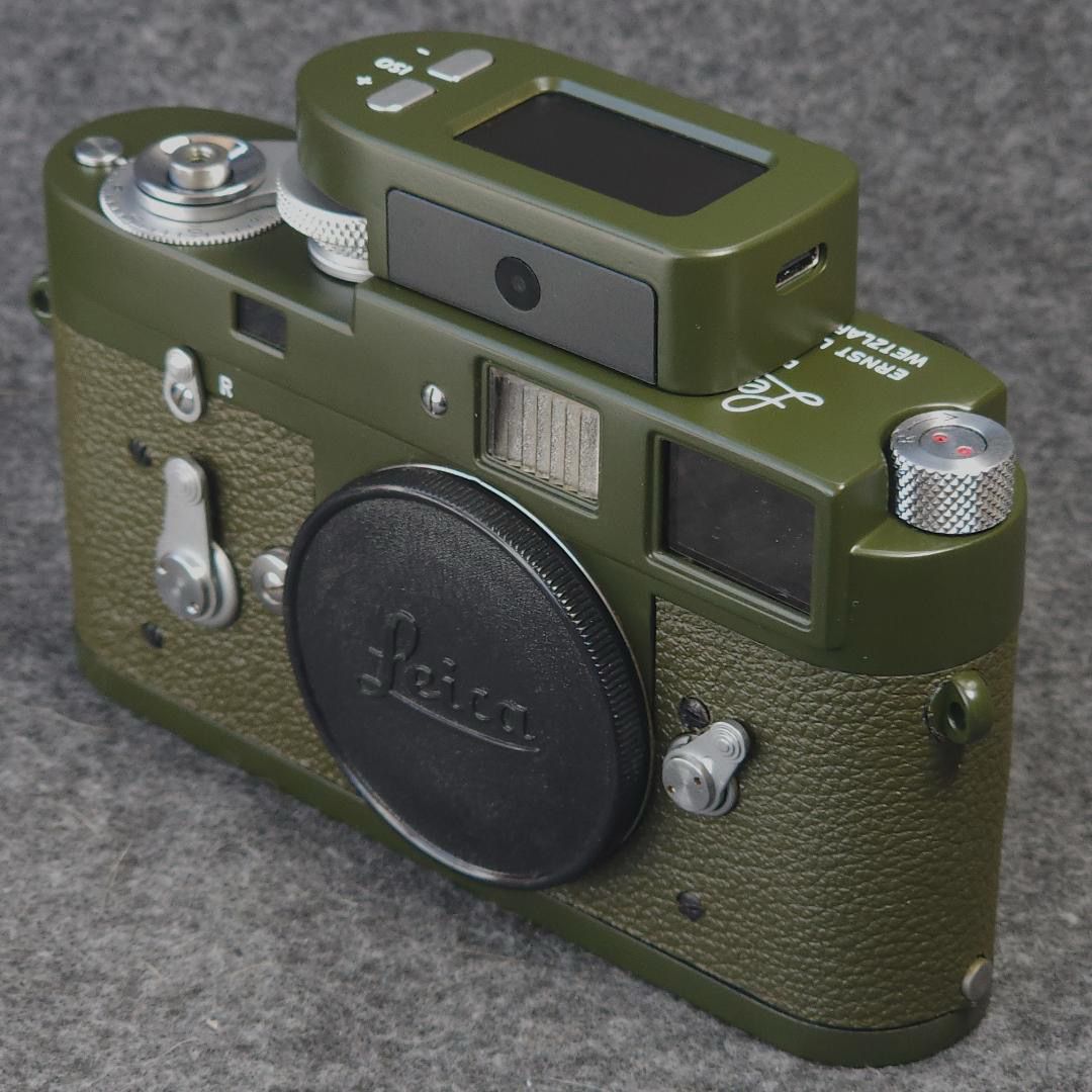 Leica M2 Safari Edition Body with KEKS Meter Leica M2 Safari Edition Body with KEKS Meter