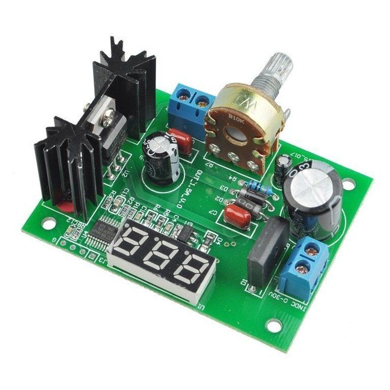 LM317 Adjustable Voltage Regulator