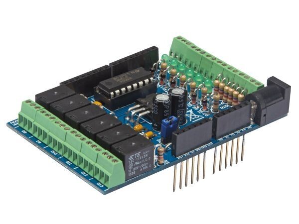 I/O SHIELD FOR ARDUINO® YÚN