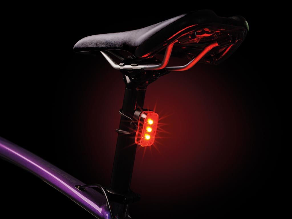 Educational soldering kit, walking light with LEDs