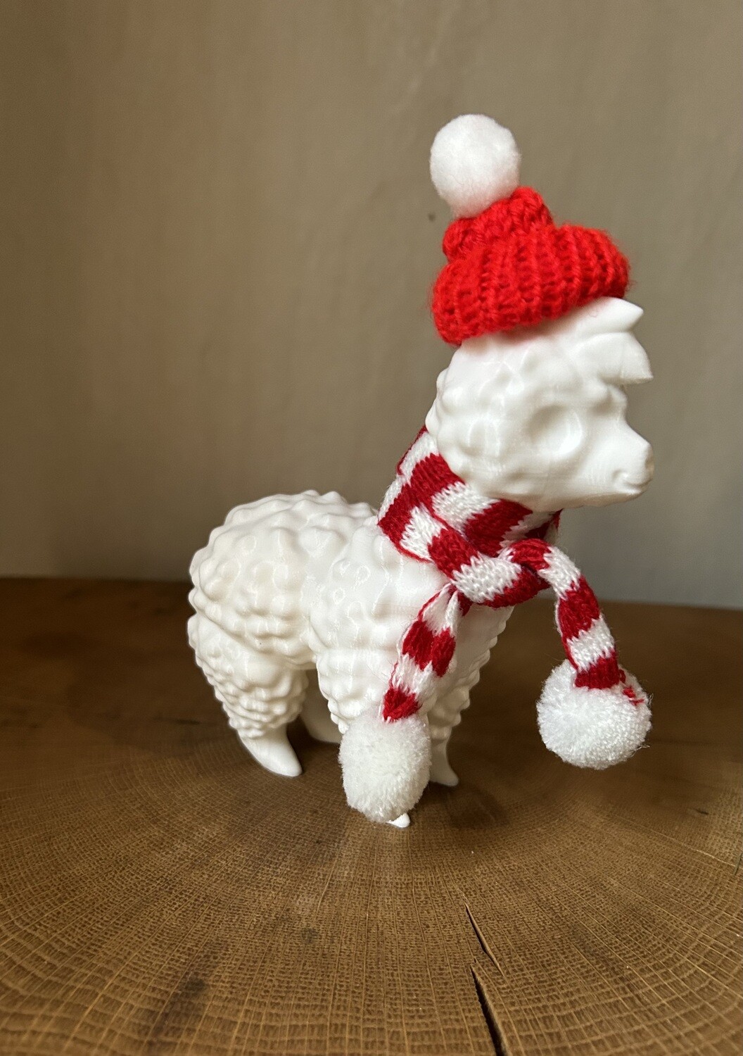 3D Alpaka Standard mit Mütze und Schal