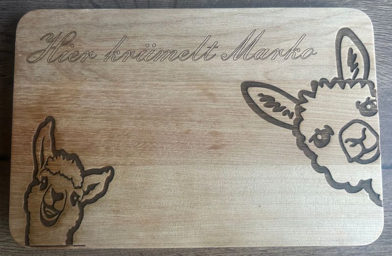 Frühstücksbrettchen „Alpaka“ mit eigenem Namen