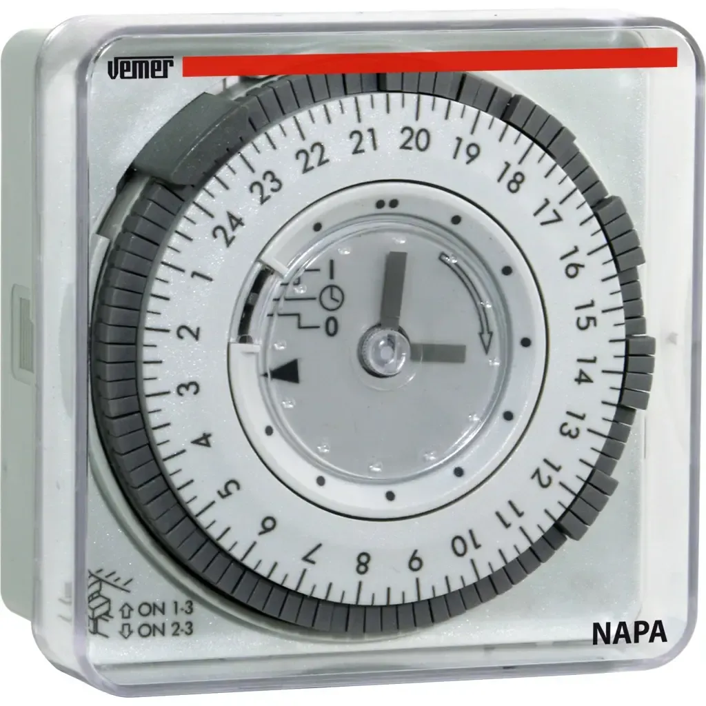 Horloge - Interrupteur Horaire NAPA-D - Analogique journalière avec chevaliers - 230 Vac - Avec réserve de marche