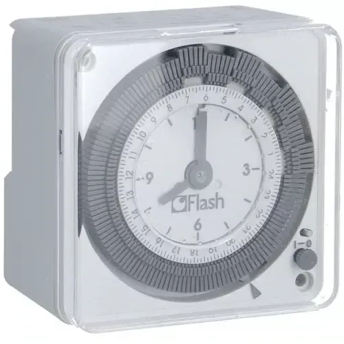 FLASH - Horloge  compact - 230V - Avec réserve de marche - Minuterie - Interrupteur Horaire ( remplacée par HAGER  710 )
