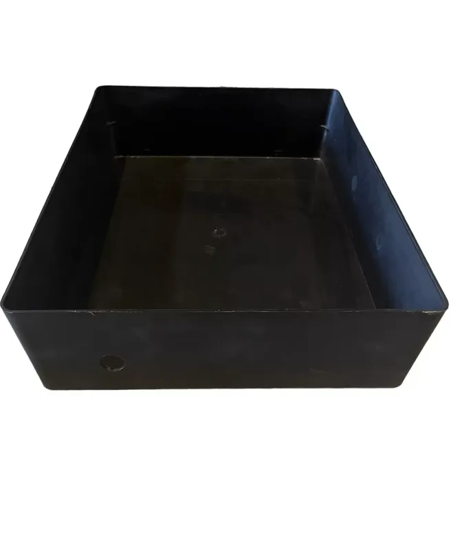 Bac condensat horizontal grande capacité en résine - Capacité de 6 Litres - Dimensions : L x l x H en mm - 400 x 295 x 90. Pose à l'horizontale