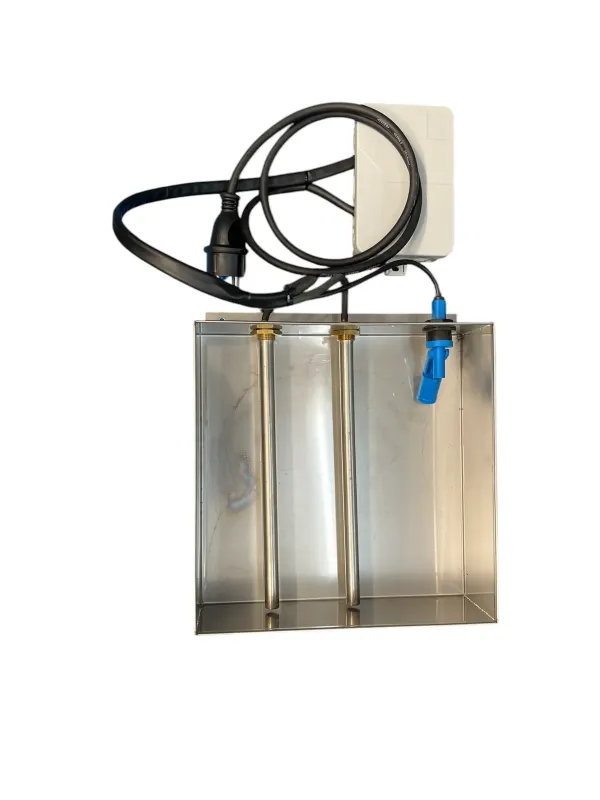 Bac INOX - Capacité de 2,5 Litres - Dimensions : L x l x H en mm - 240 x 240 x 75. Pose à l'horizontale - 2 Résistances de 330 W intégrées, avec flotteur.