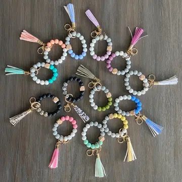SILICONE BEADED WRISTLET KEYCHAIN